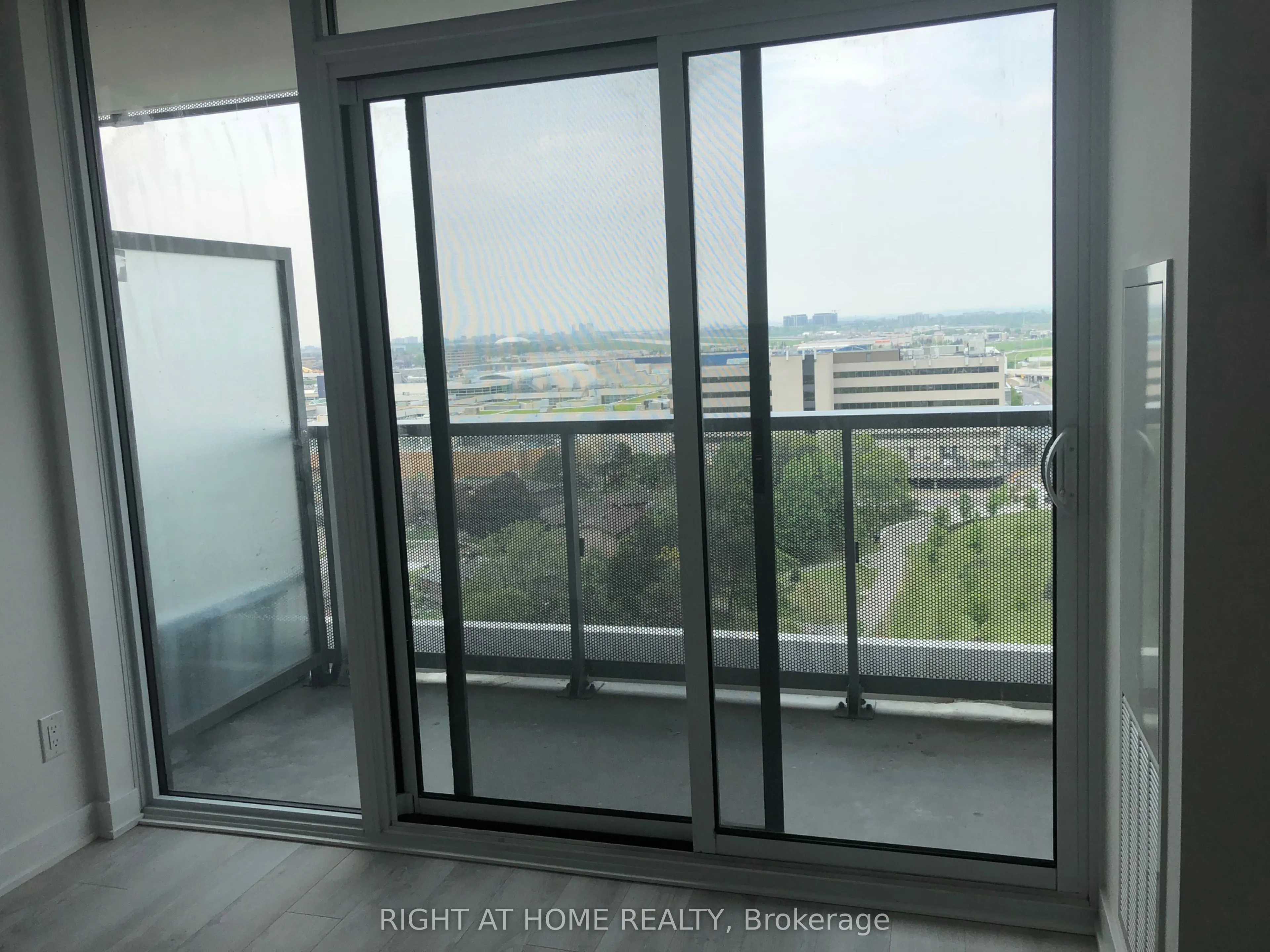 160 Flemington Road, #1409