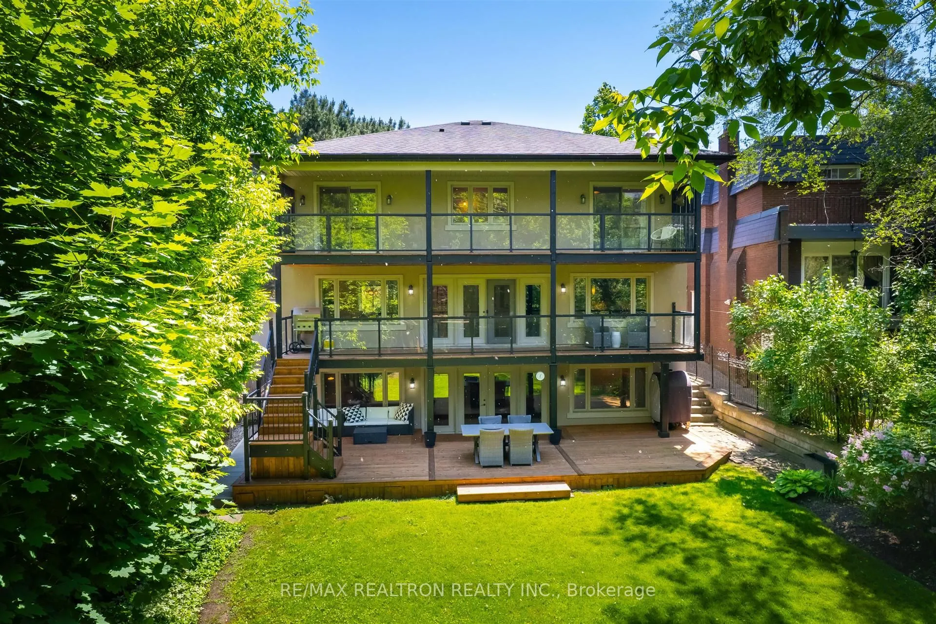 102 Edenbridge Drive