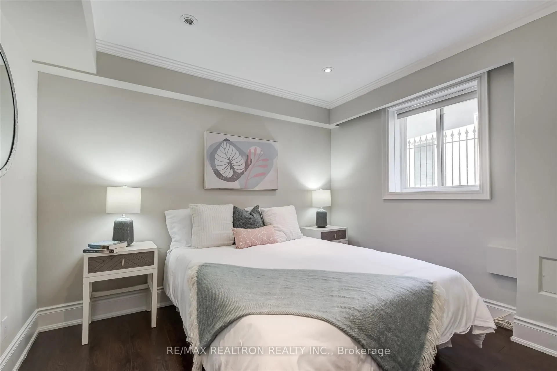 102 Edenbridge Drive