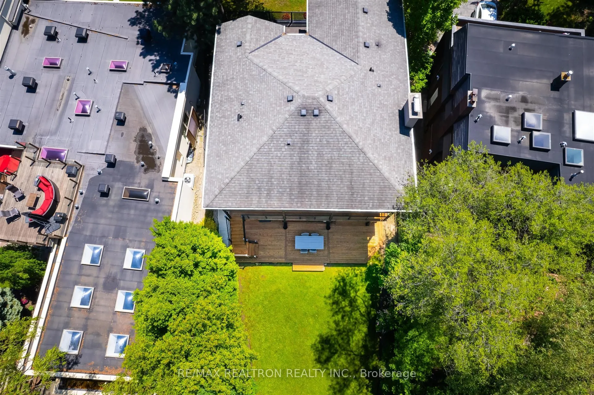 102 Edenbridge Drive