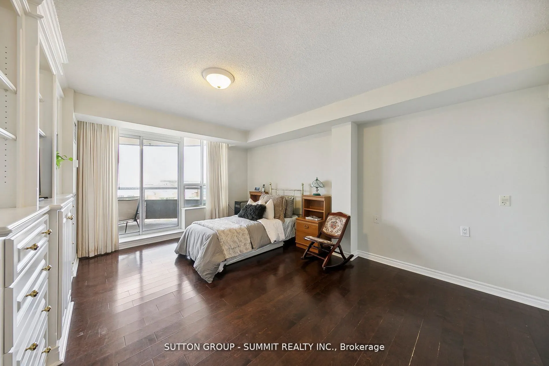 4640 Kimbermount Avenue S, #708