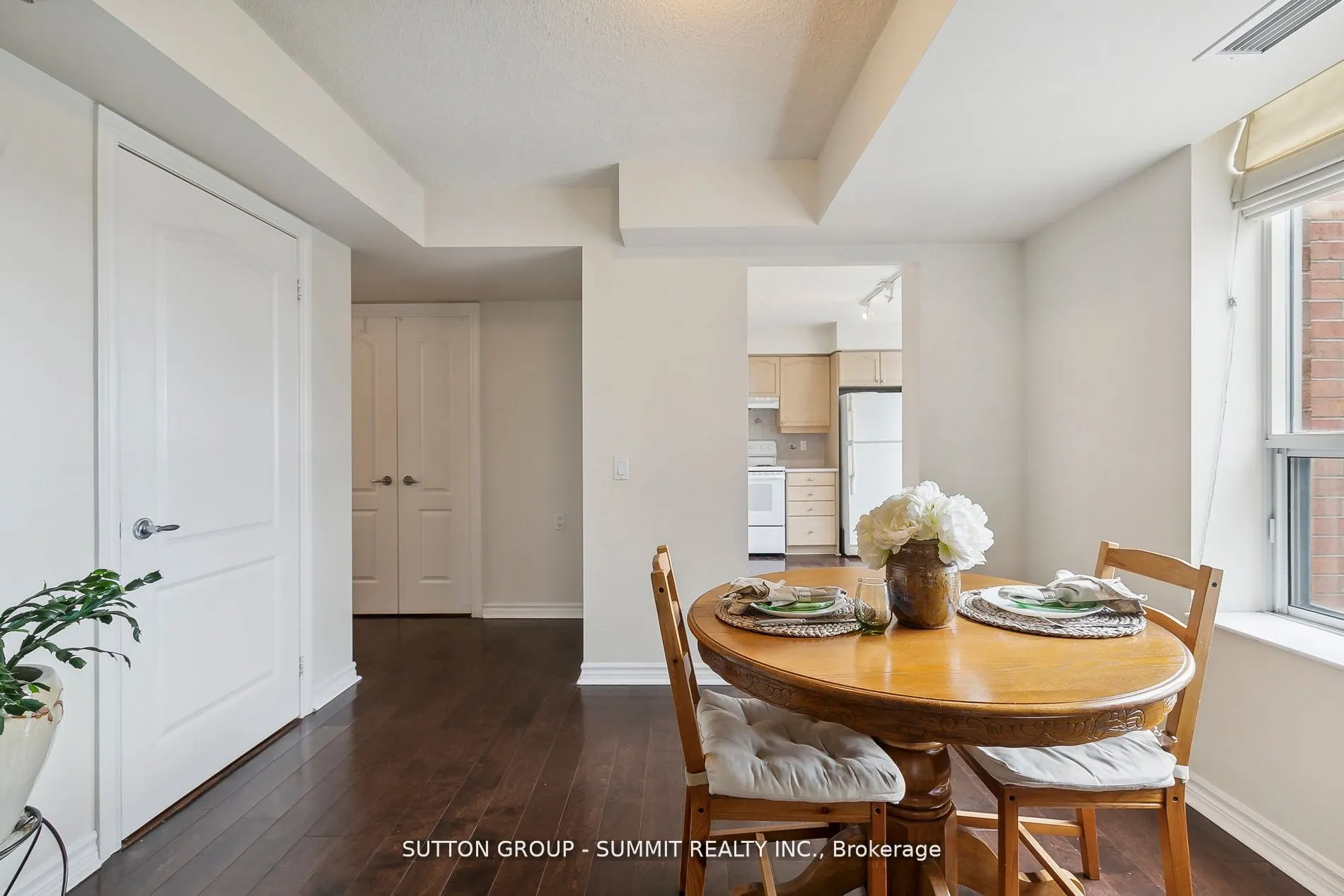 4640 Kimbermount Avenue S, #708