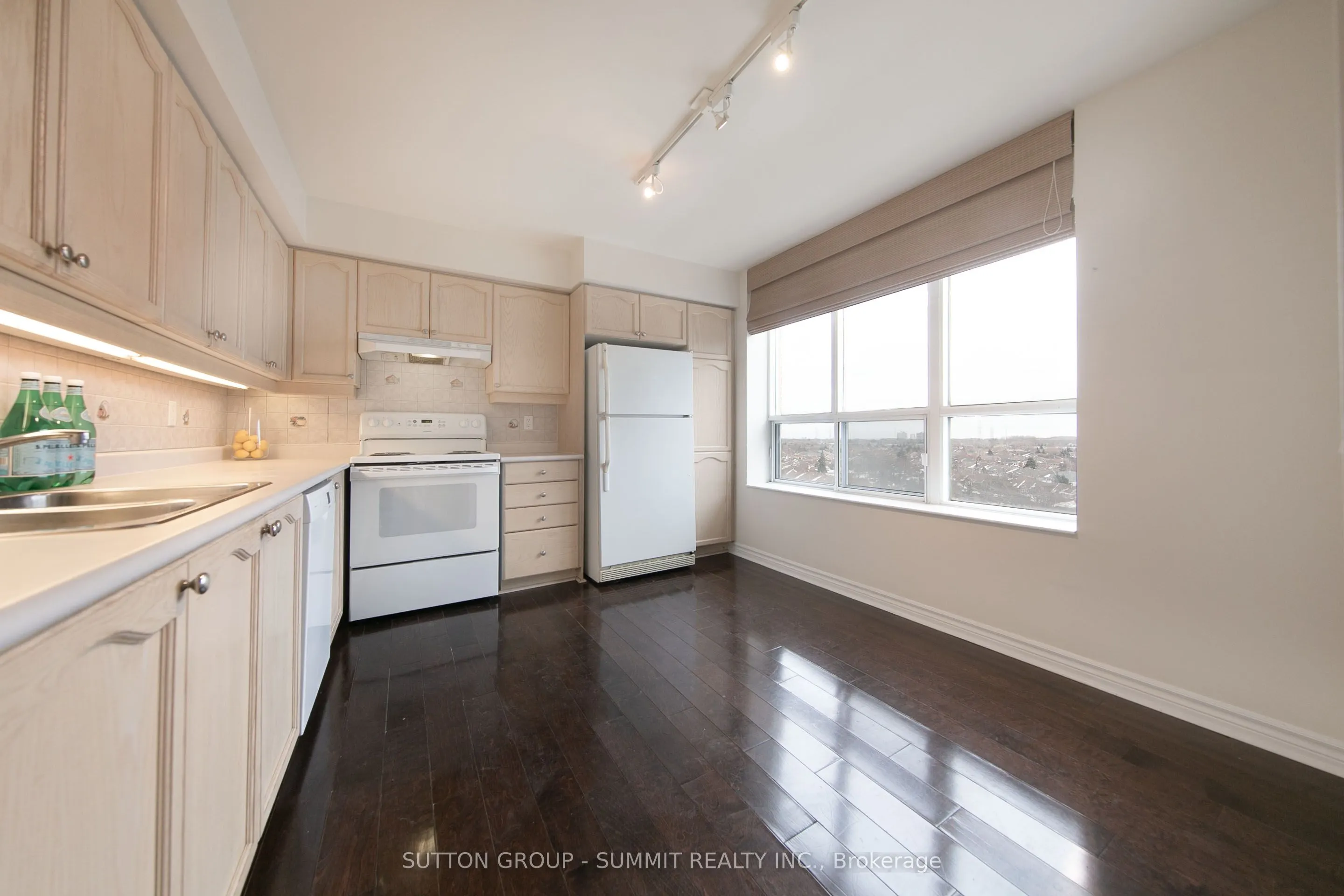 4640 Kimbermount Avenue S, #708