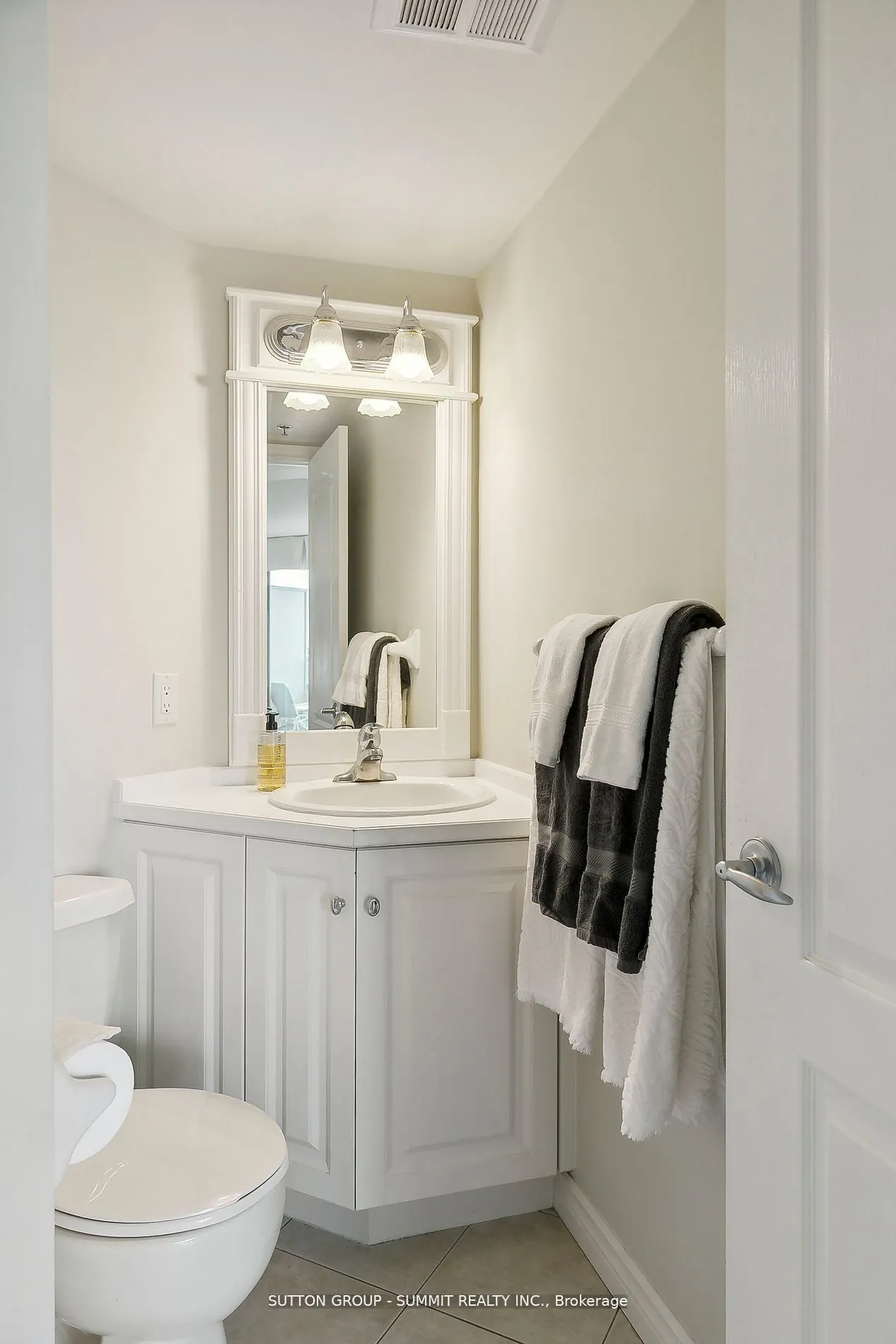 4640 Kimbermount Avenue S, #708