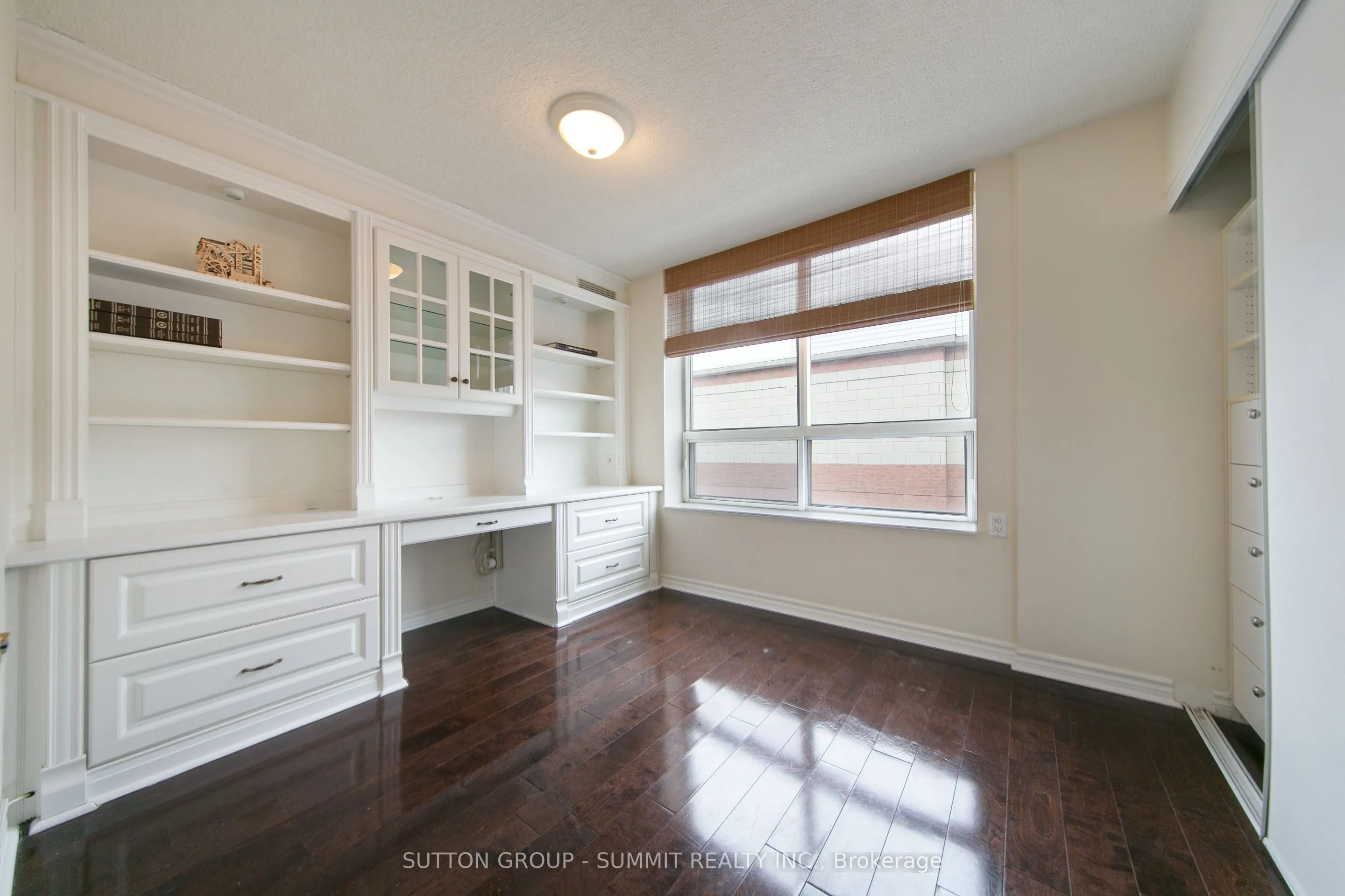 4640 Kimbermount Avenue S, #708