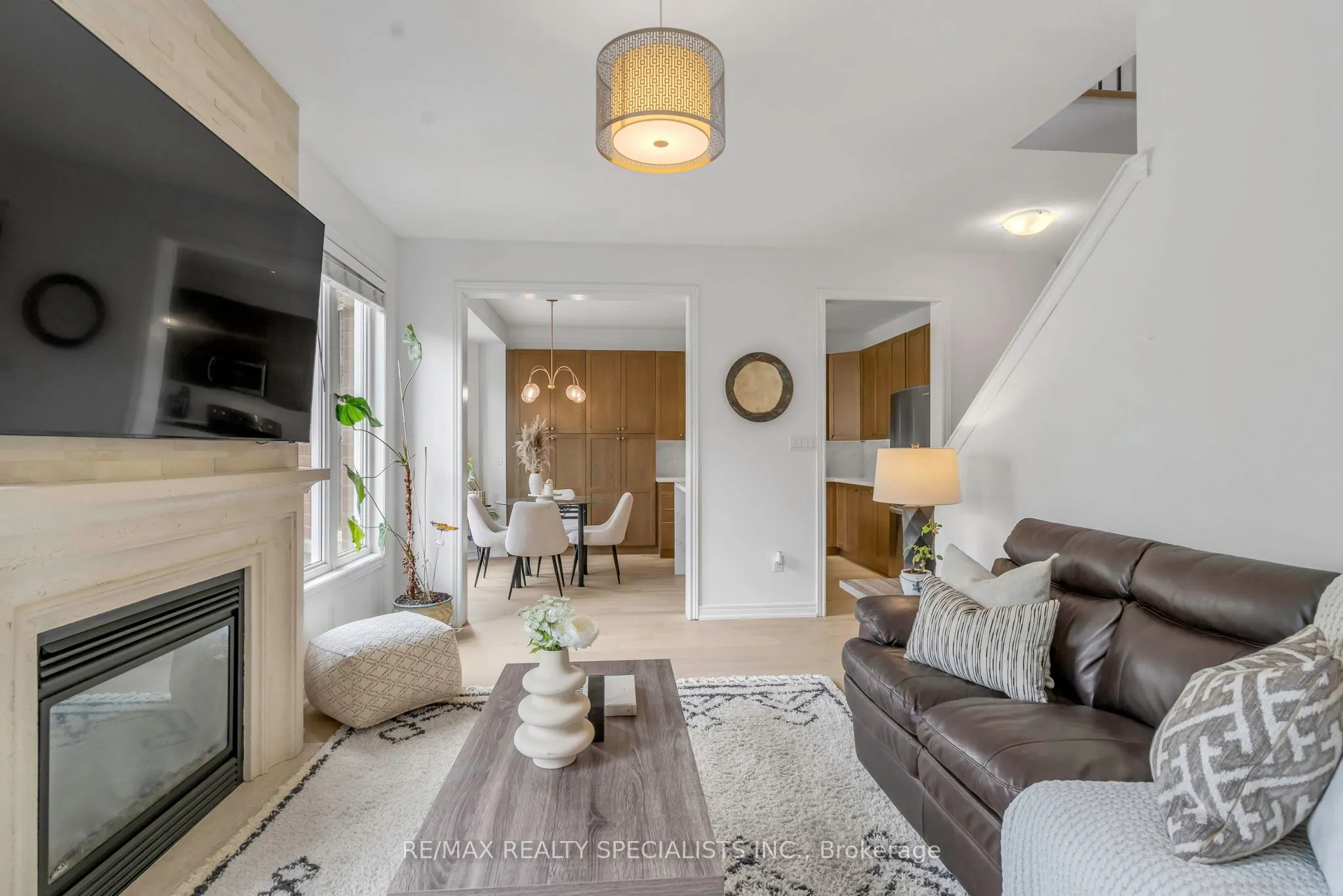 192 Giddings Crescent