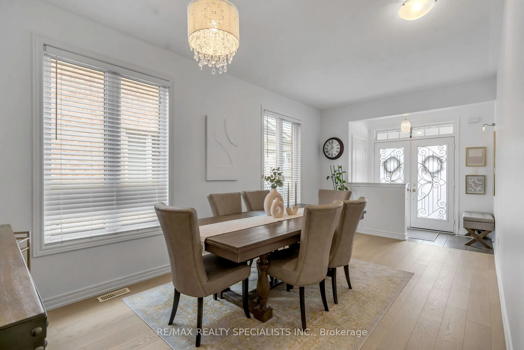 192 Giddings Crescent