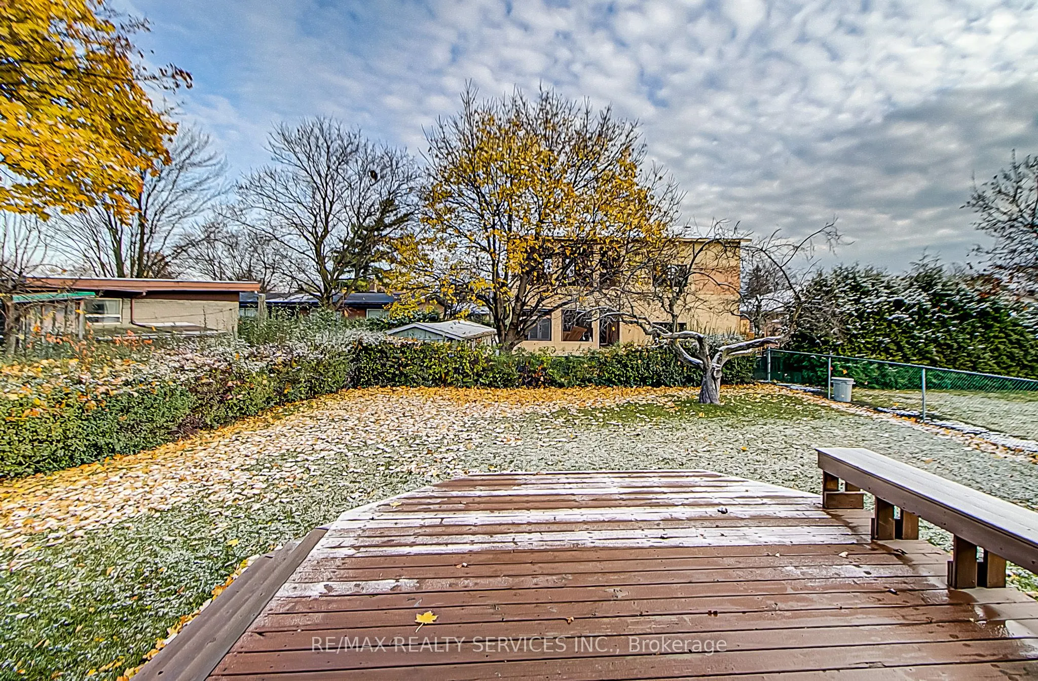 4 Ridgetop Avenue