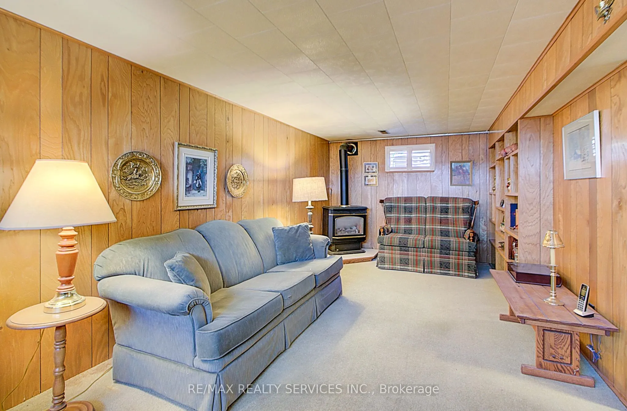 4 Ridgetop Avenue