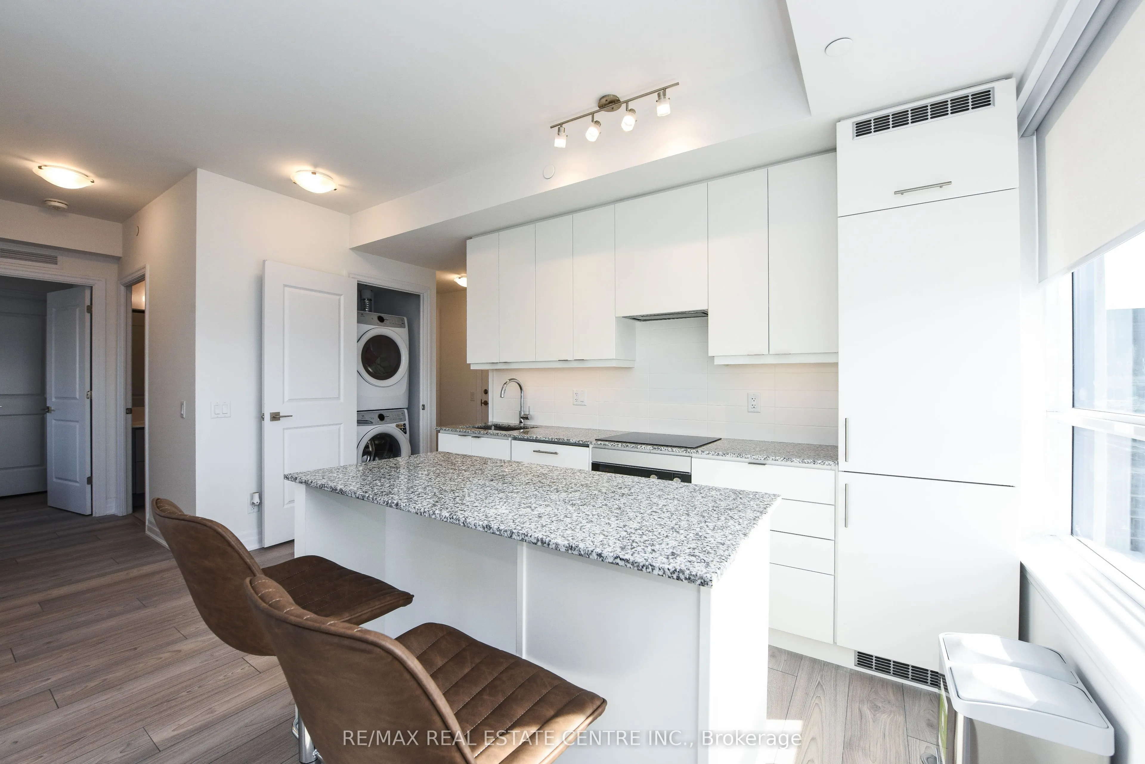 36 Elm Drive W, #3209