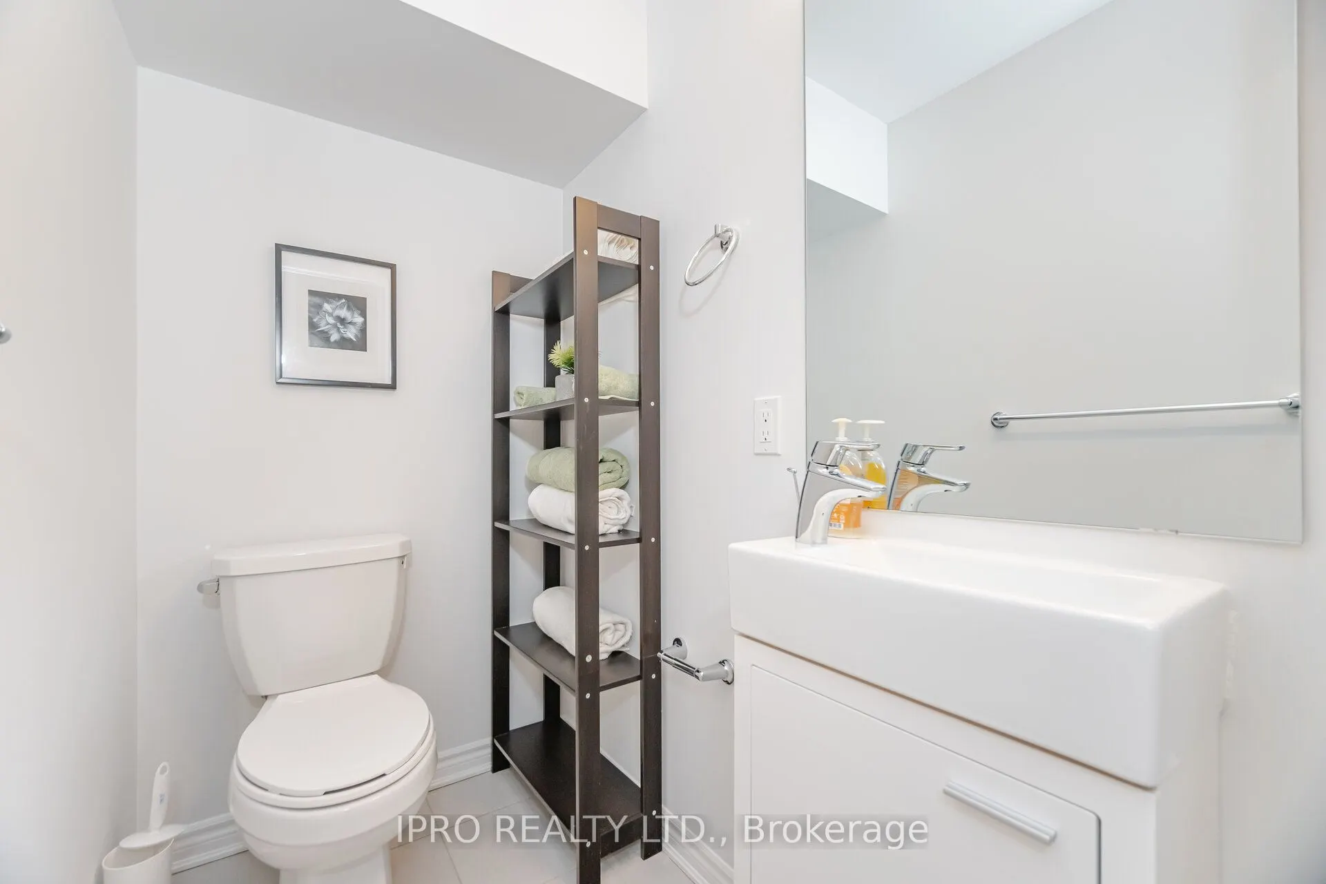 1150 Stroud Lane, #4