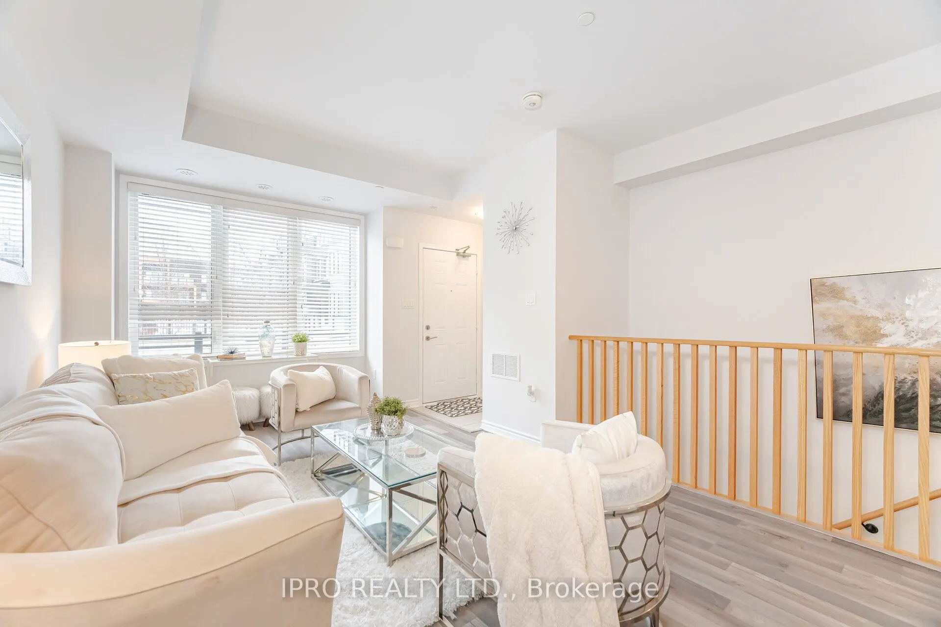 1150 Stroud Lane, #4