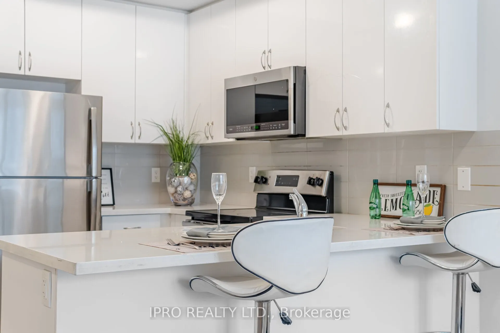 1150 Stroud Lane, #4