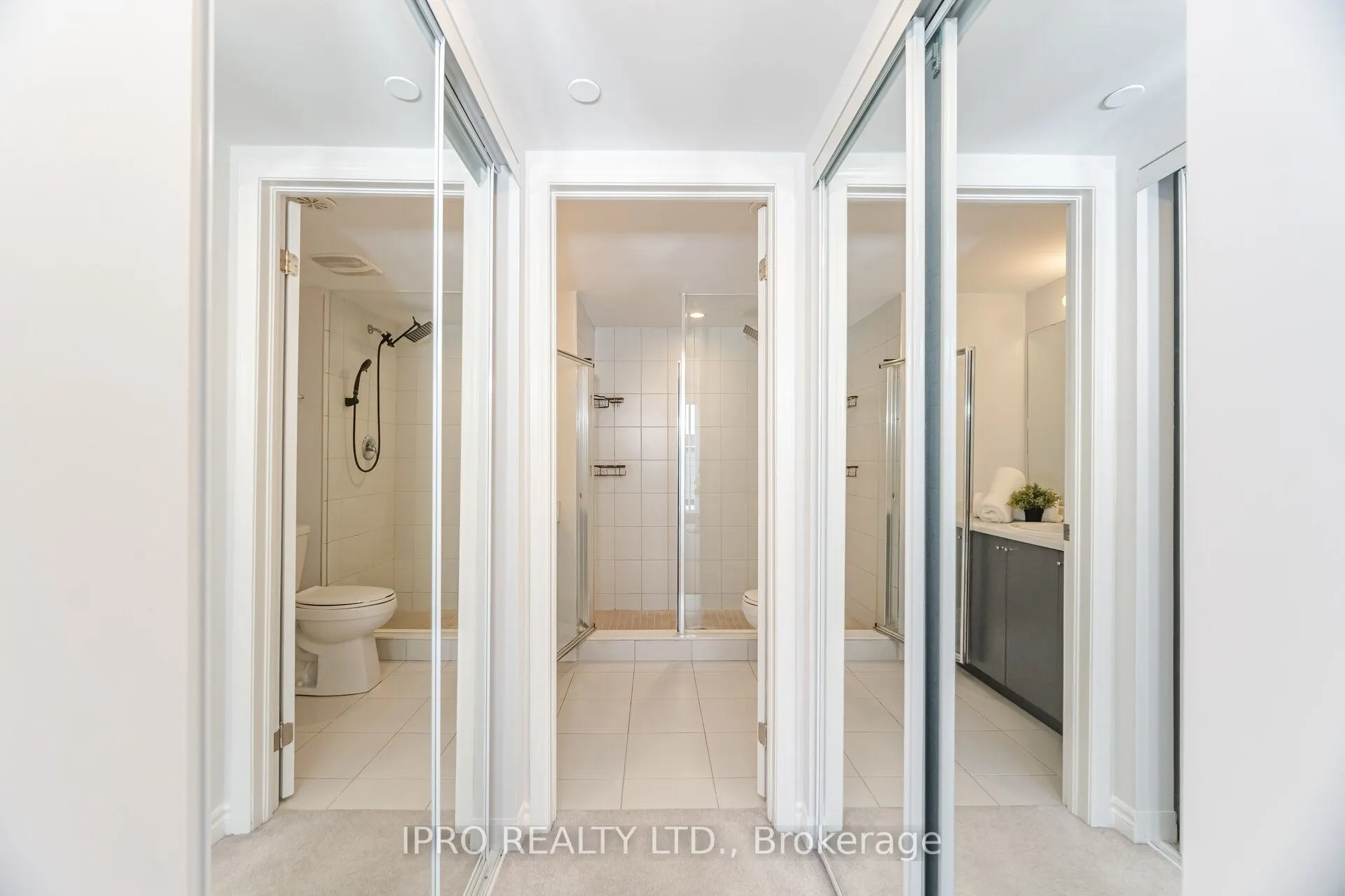 1150 Stroud Lane, #4