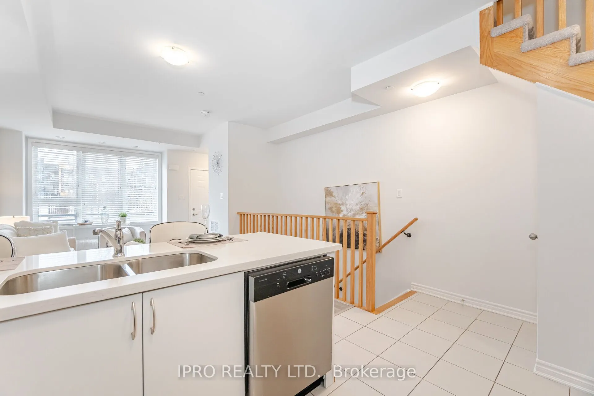 1150 Stroud Lane, #4