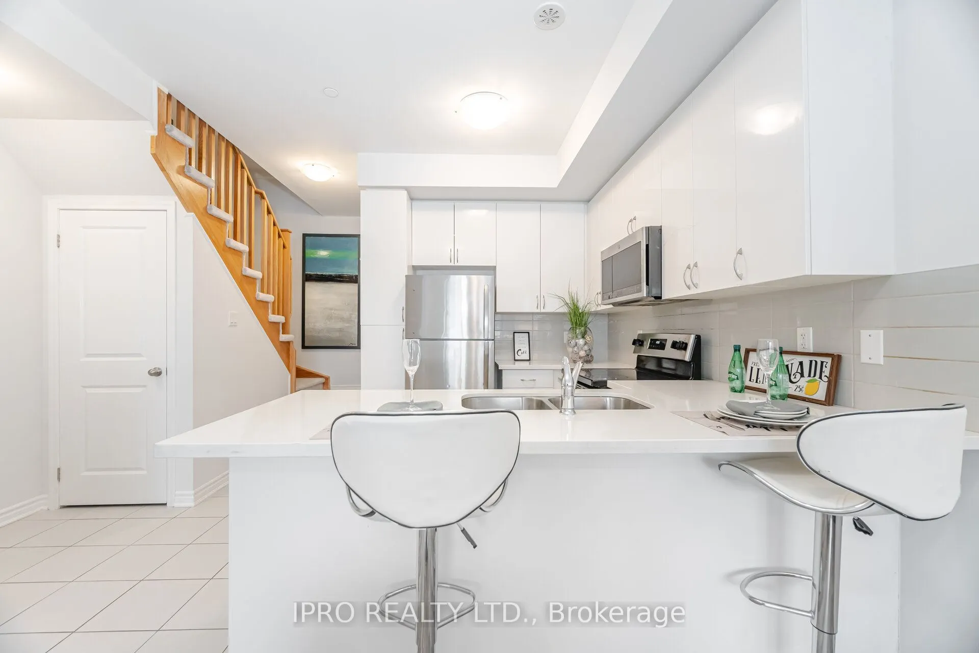 1150 Stroud Lane, #4