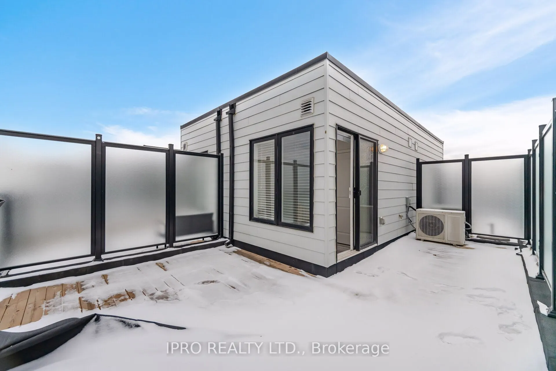 1150 Stroud Lane, #4