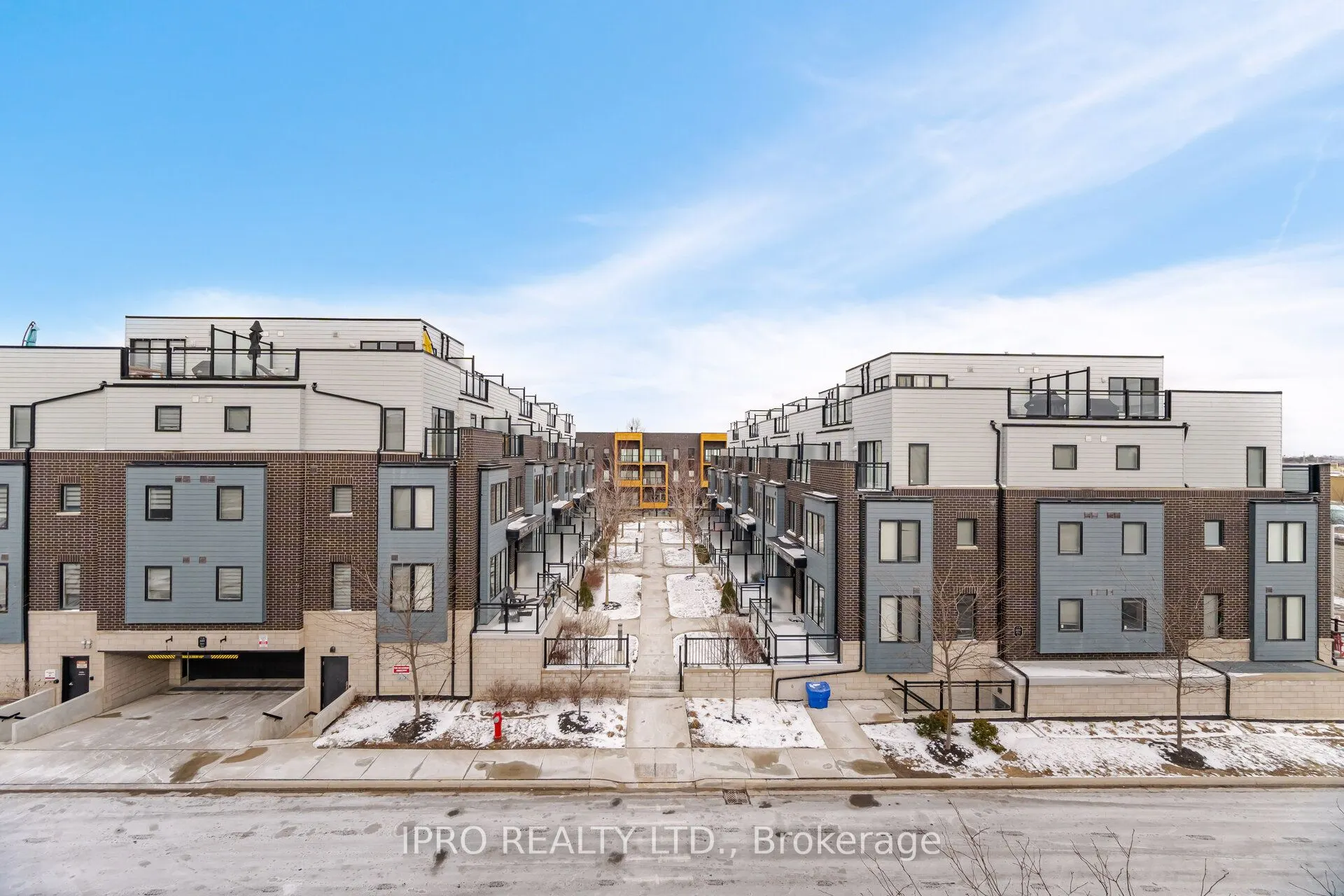 1150 Stroud Lane, #4
