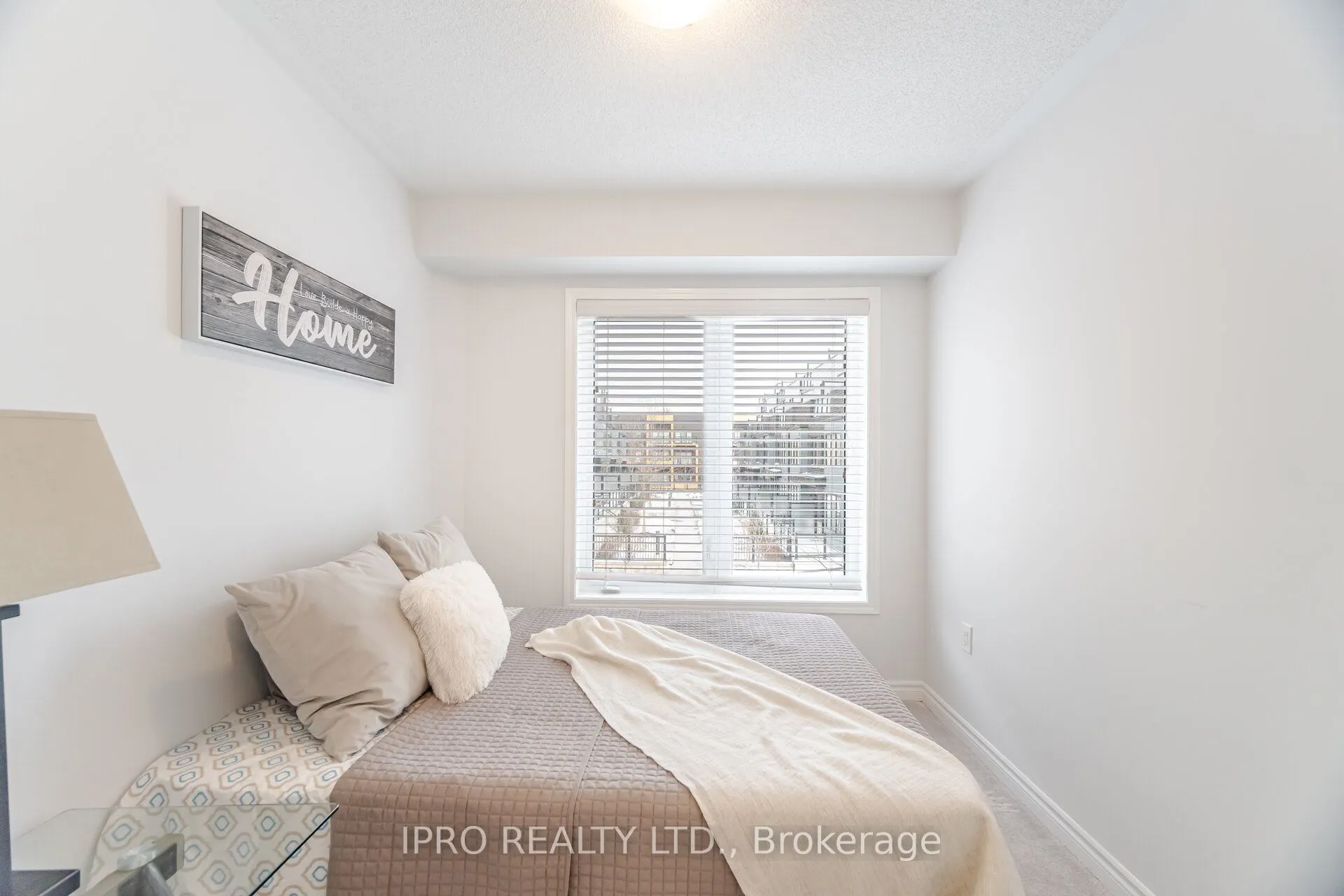 1150 Stroud Lane, #4