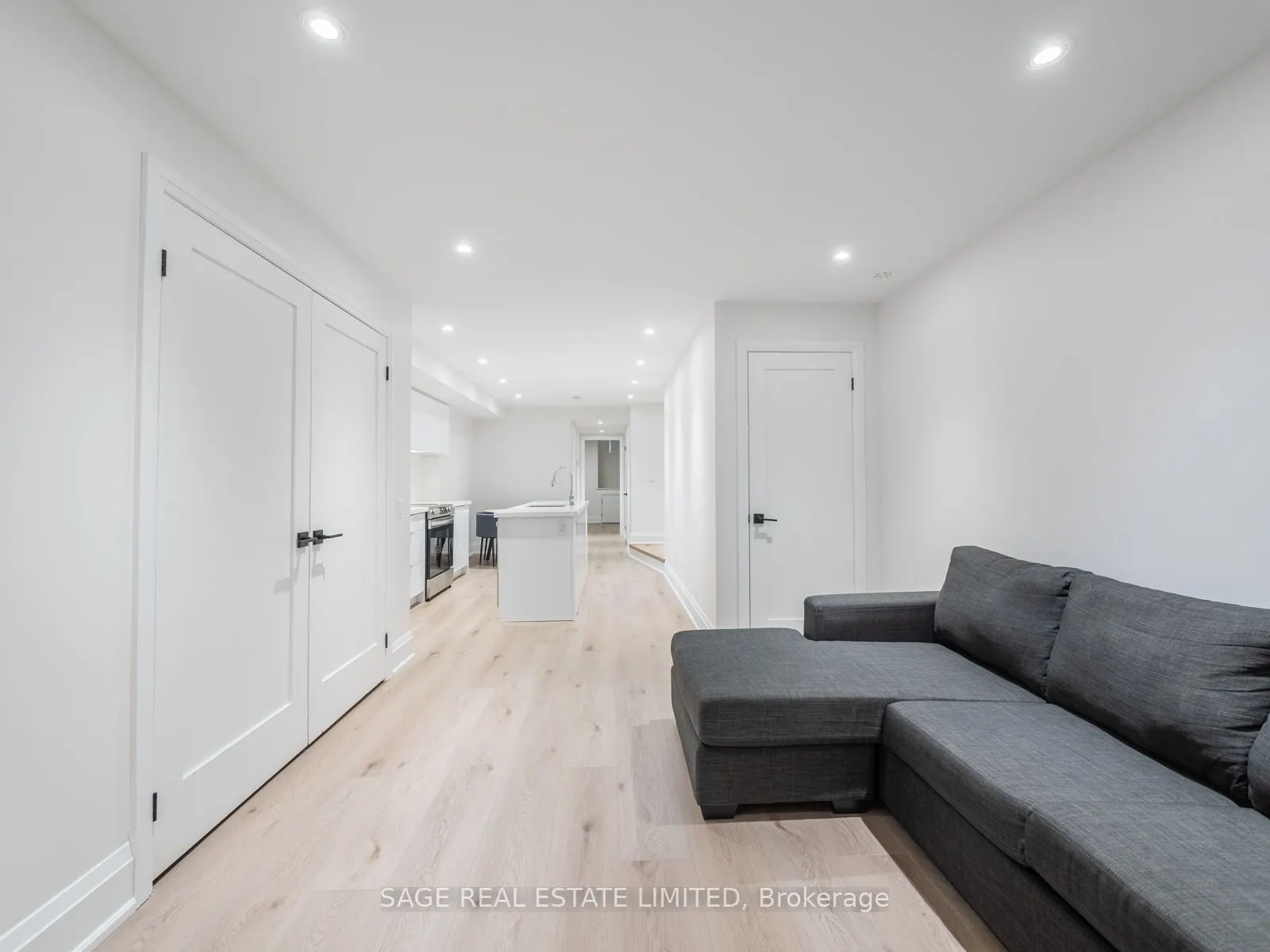 64 Gwynne Avenue, #Lower