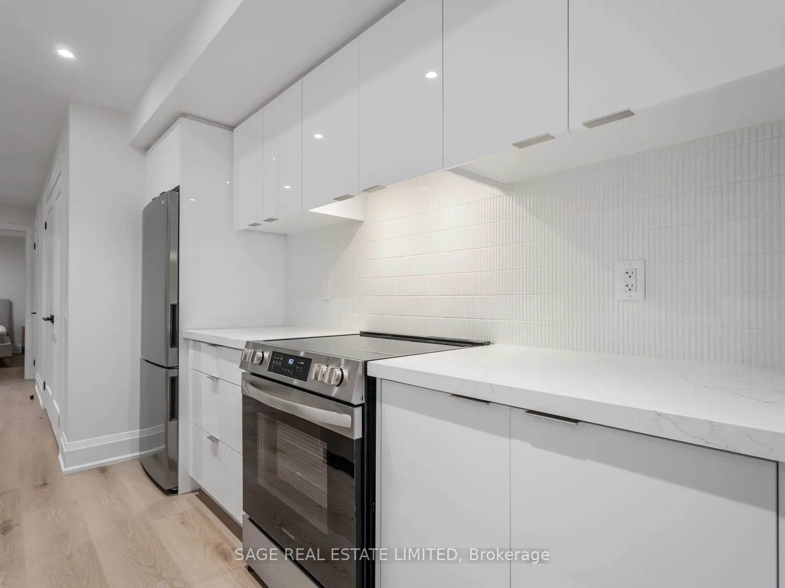 64 Gwynne Avenue, #Lower