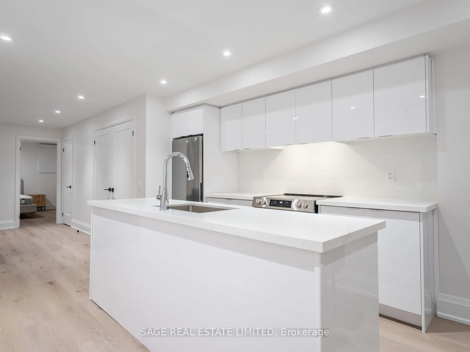64 Gwynne Avenue, #Lower