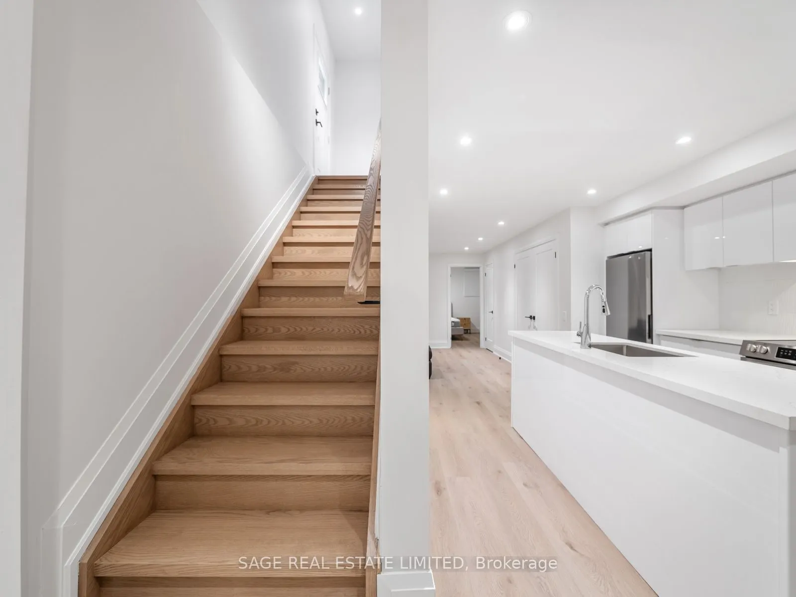 64 Gwynne Avenue, #Lower