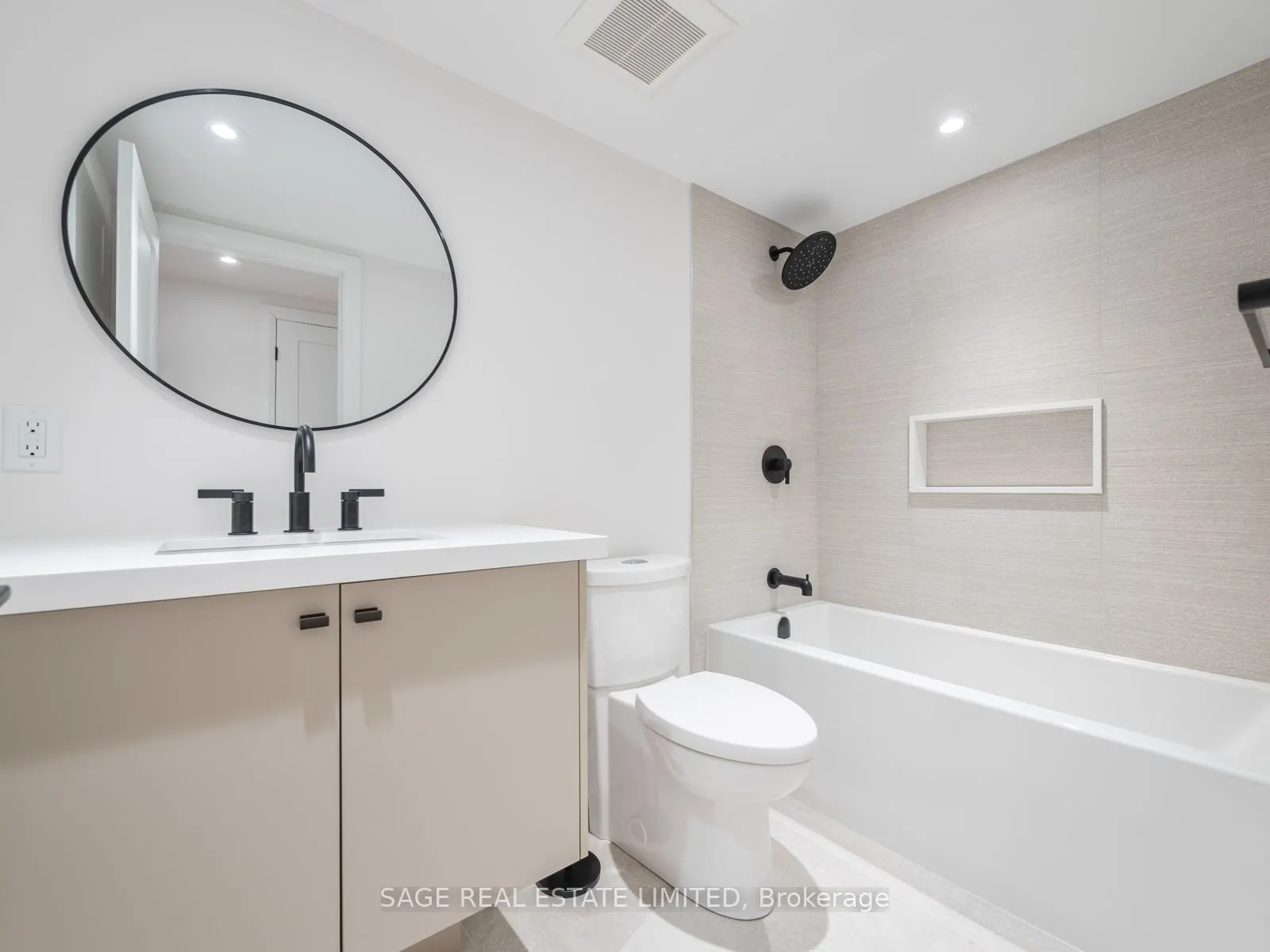 64 Gwynne Avenue, #Lower