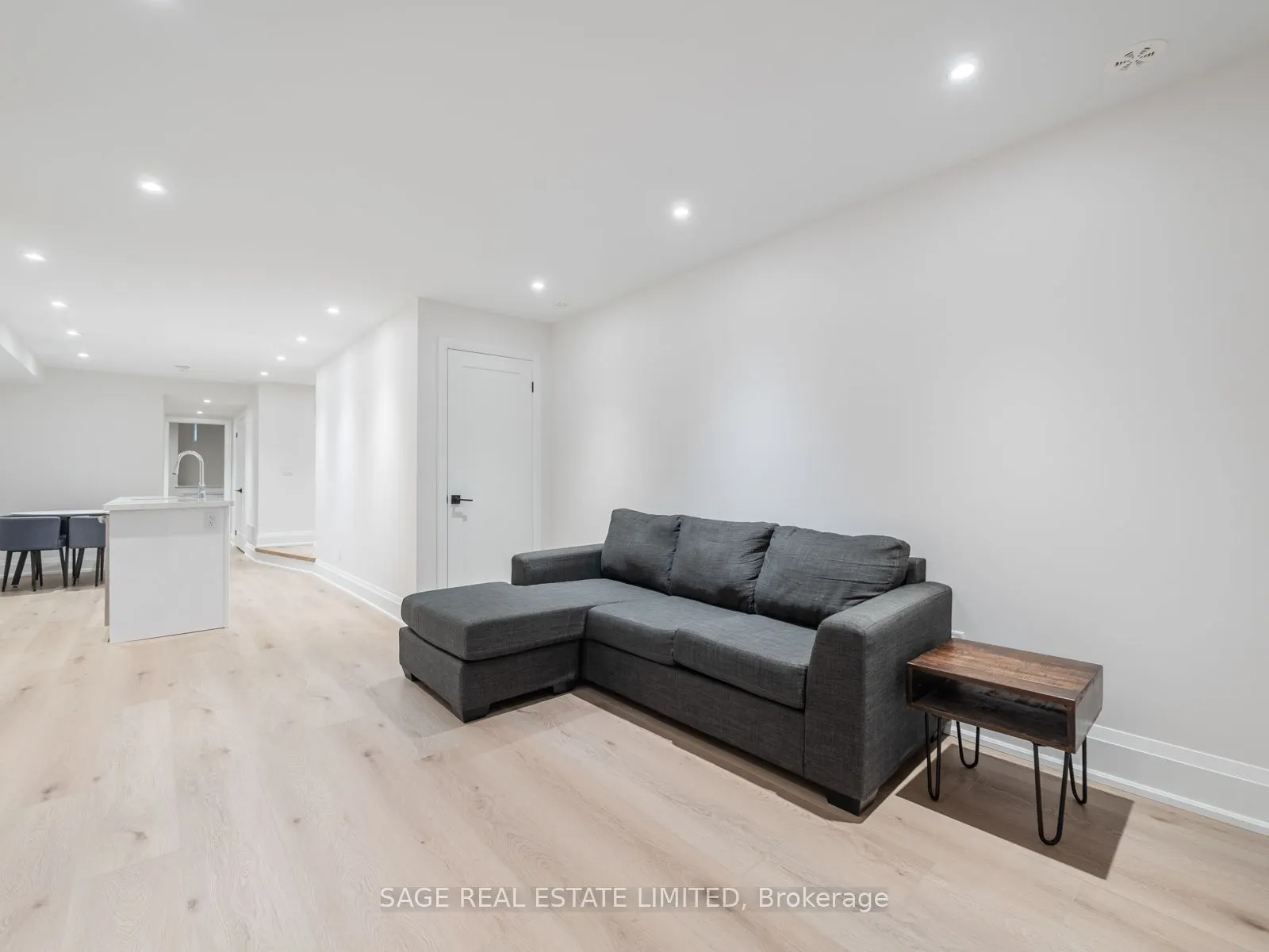 64 Gwynne Avenue, #Lower