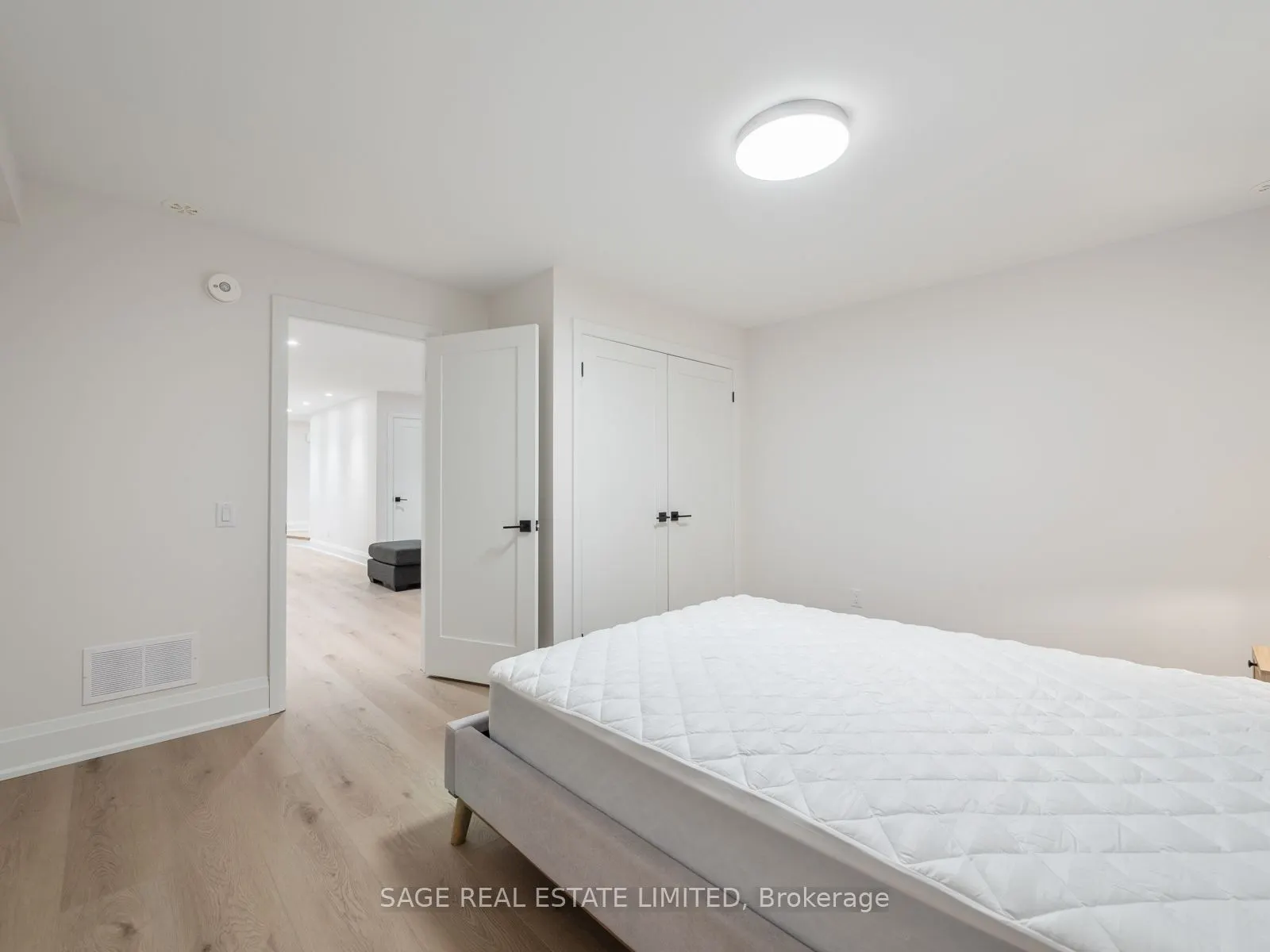 64 Gwynne Avenue, #Lower
