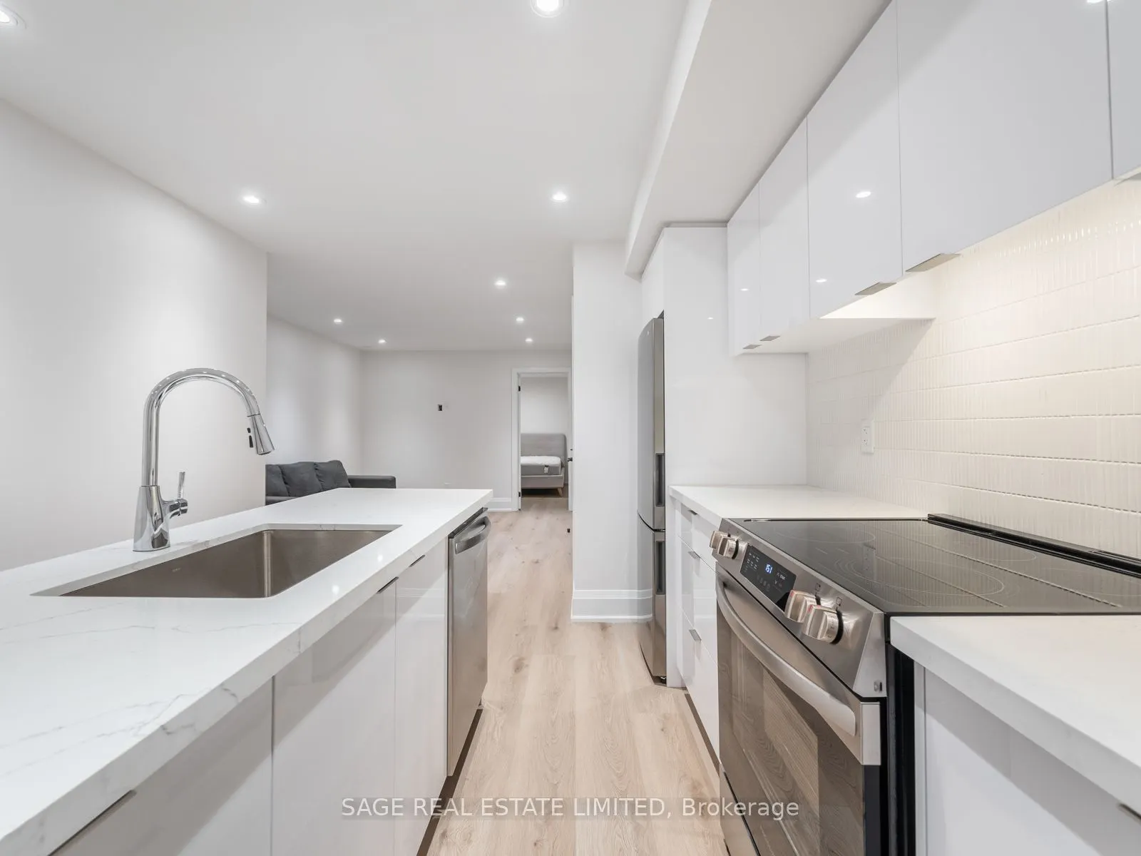 64 Gwynne Avenue, #Lower