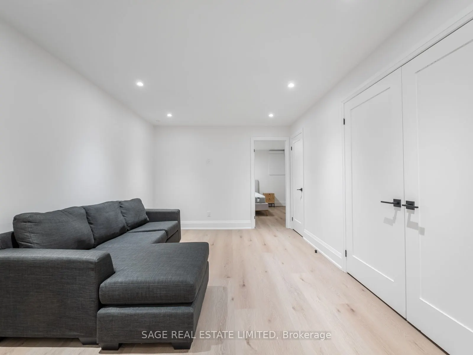 64 Gwynne Avenue, #Lower
