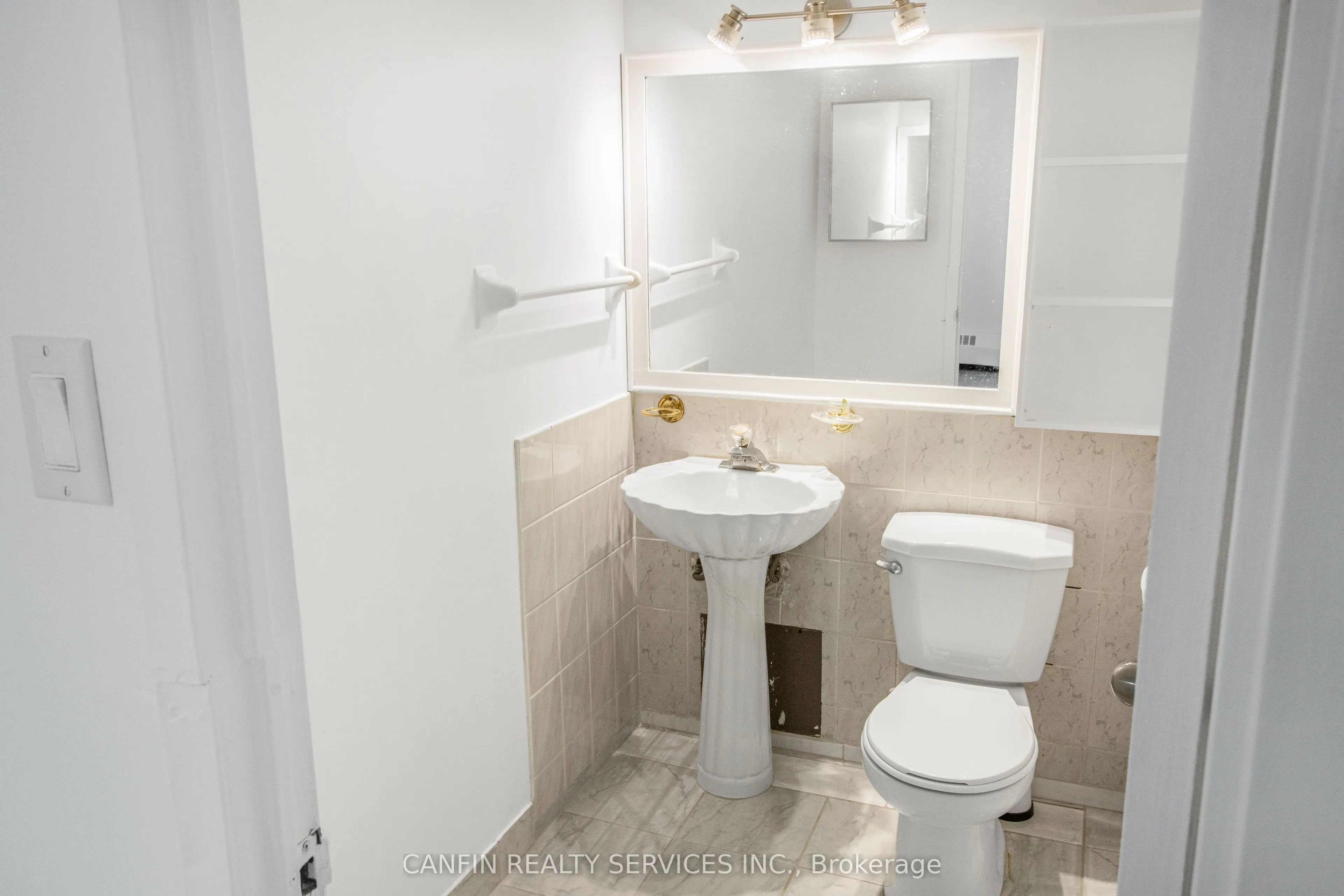 100 Lotherton Pathway, #109