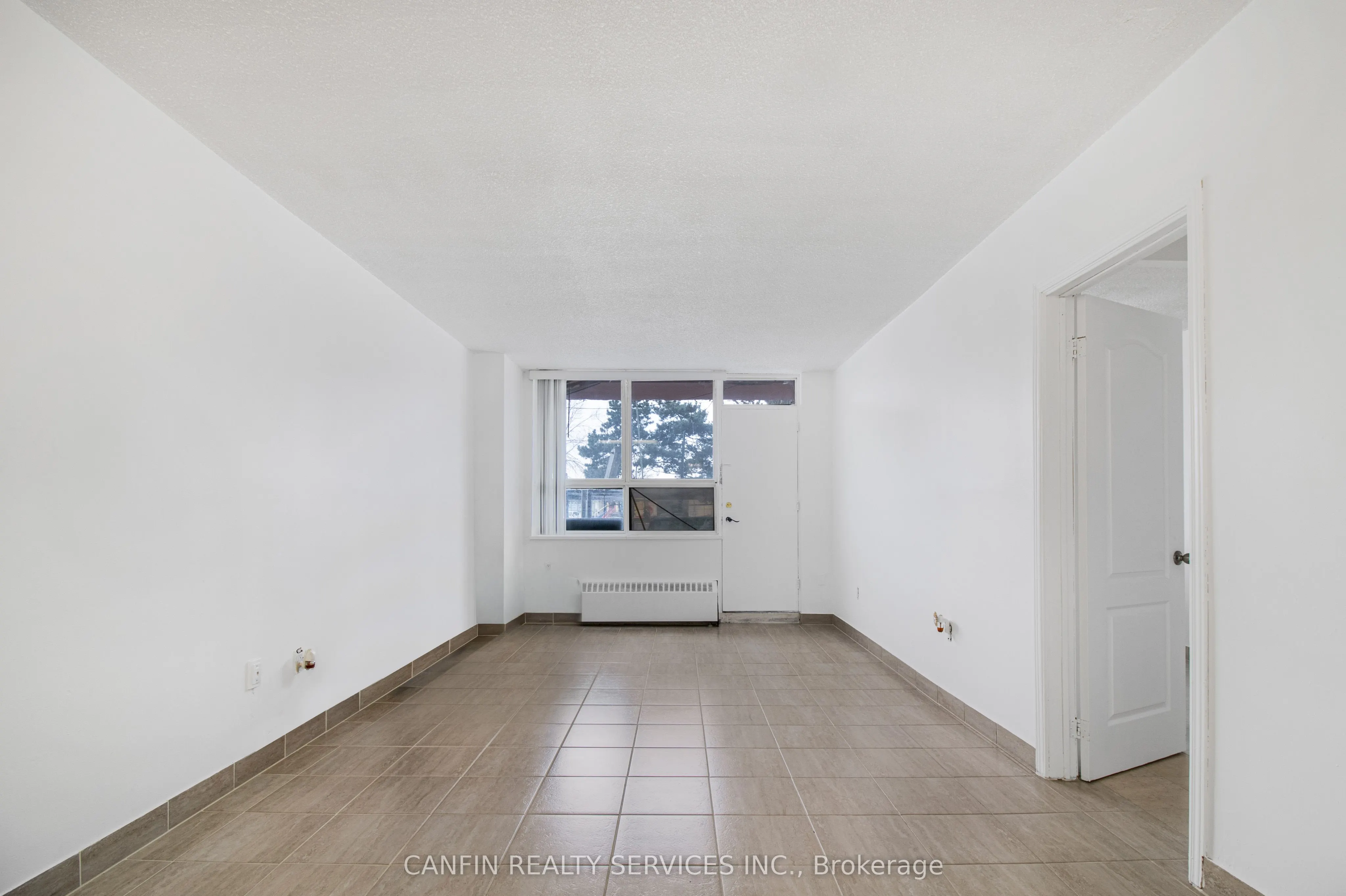 100 Lotherton Pathway, #109