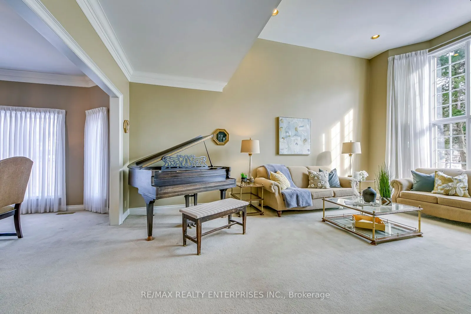 1935 Calgary Court