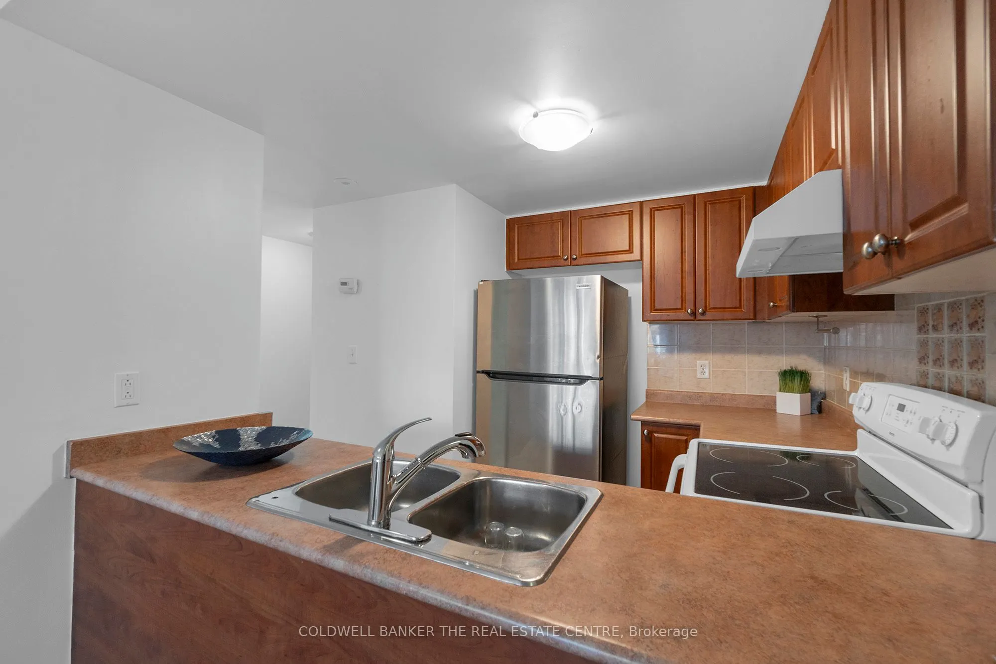 3047 Finch Avenue W, #2057