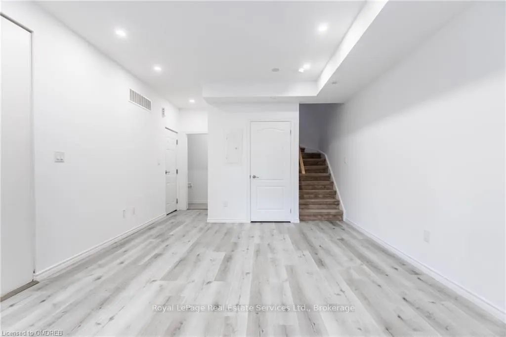 2420 BARONWOOD Drive, #42-02