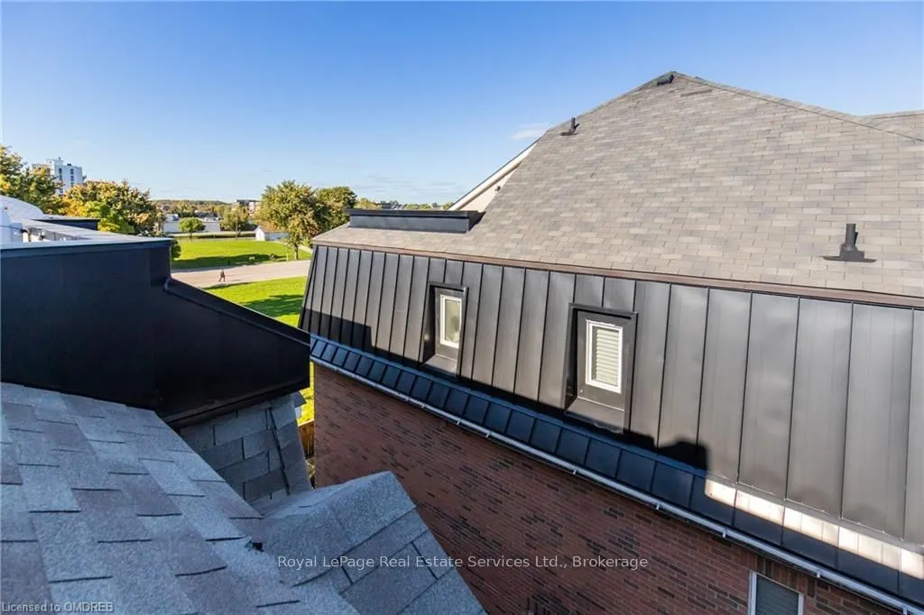 2420 BARONWOOD Drive, #42-02