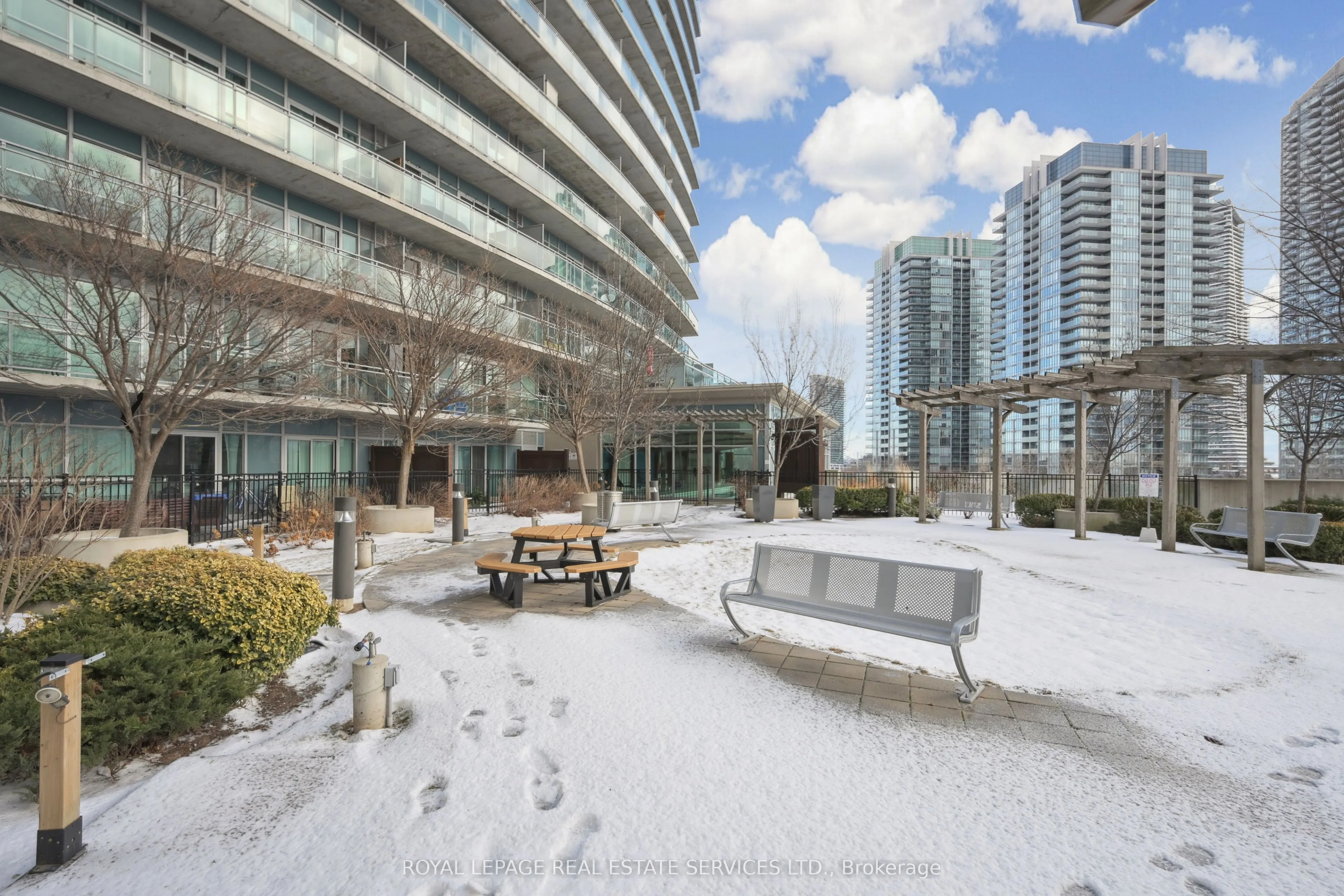 165 Legion Road N #923