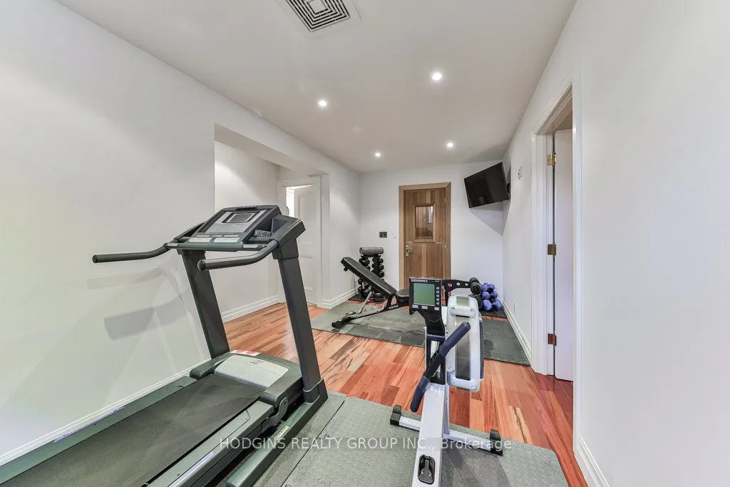 1382 Aldo Drive