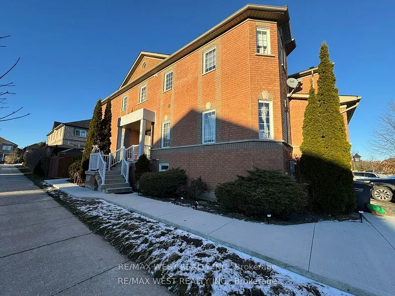 13 Silvervalley Drive