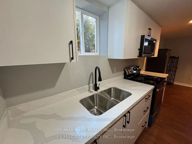13 Silvervalley Drive