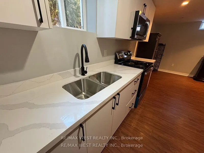 13 Silvervalley Drive