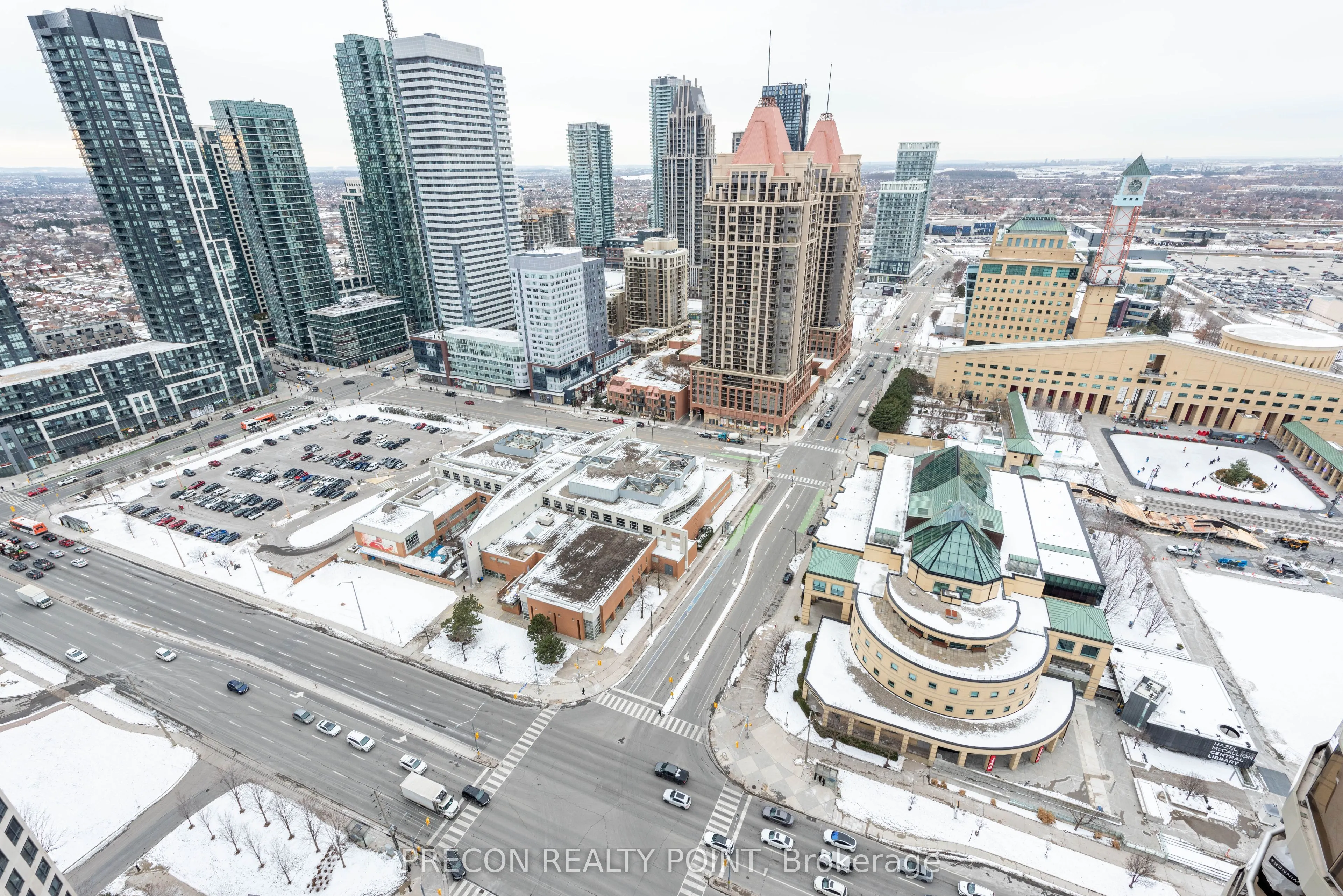 310 Burnhamthorpe Road W, #PH01