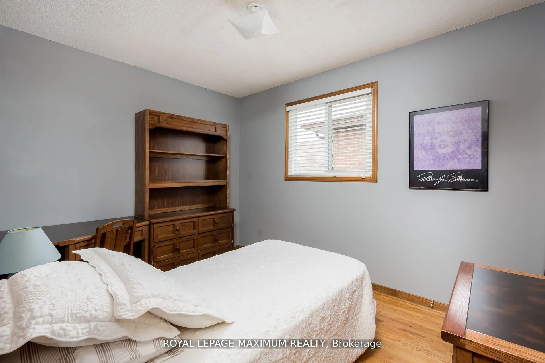 44 Flagstick Court