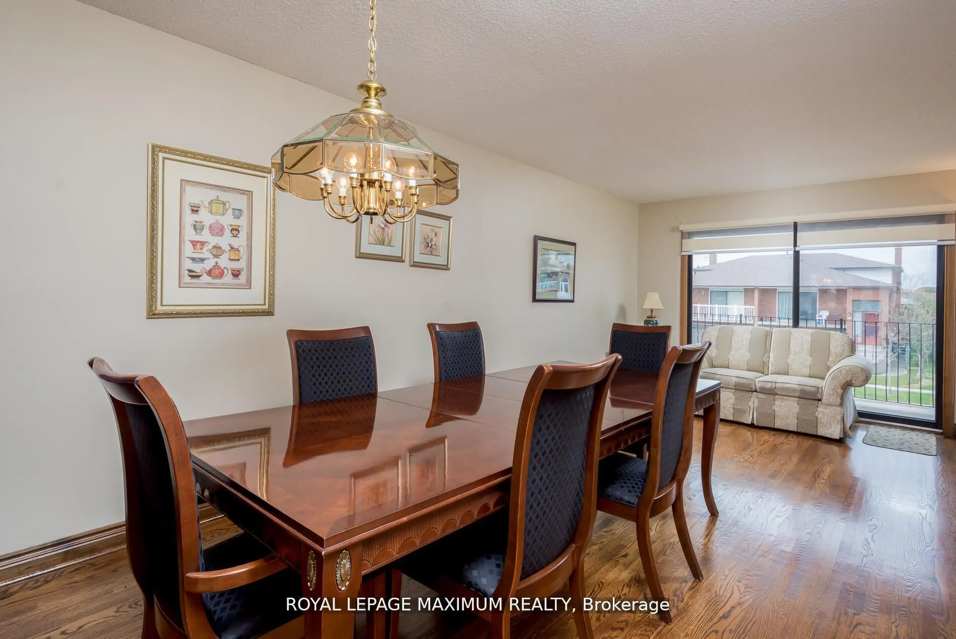 44 Flagstick Court