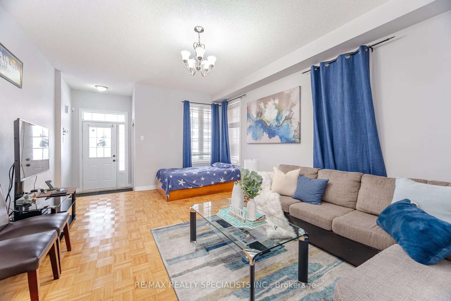 45 Connolly Crescent