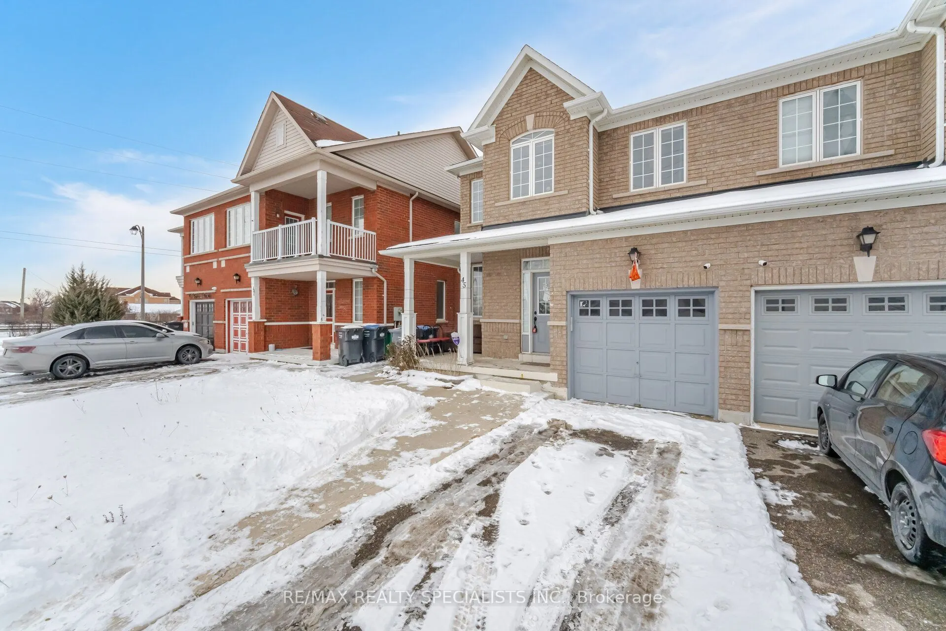 45 Connolly Crescent