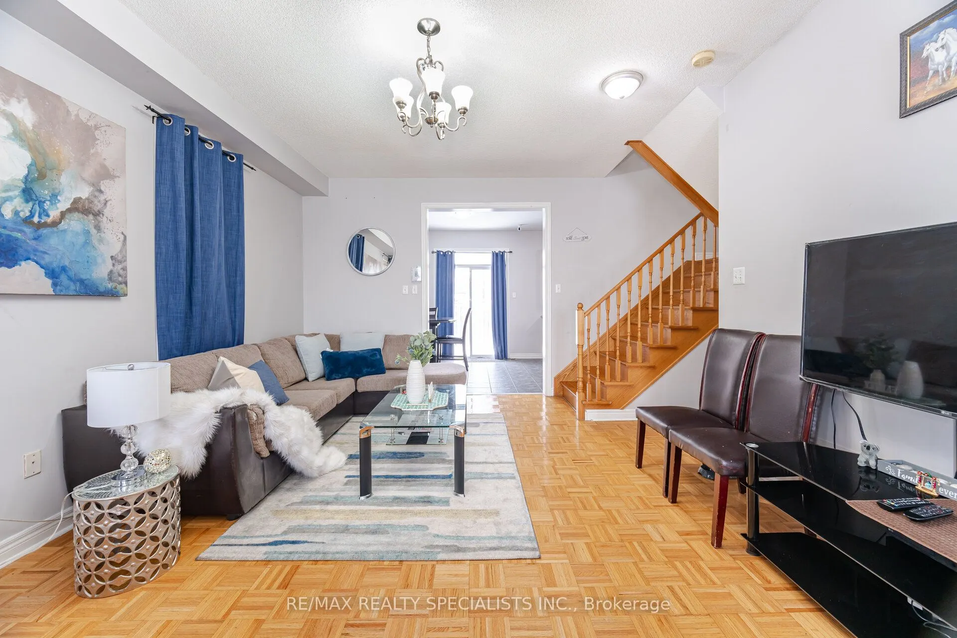 45 Connolly Crescent