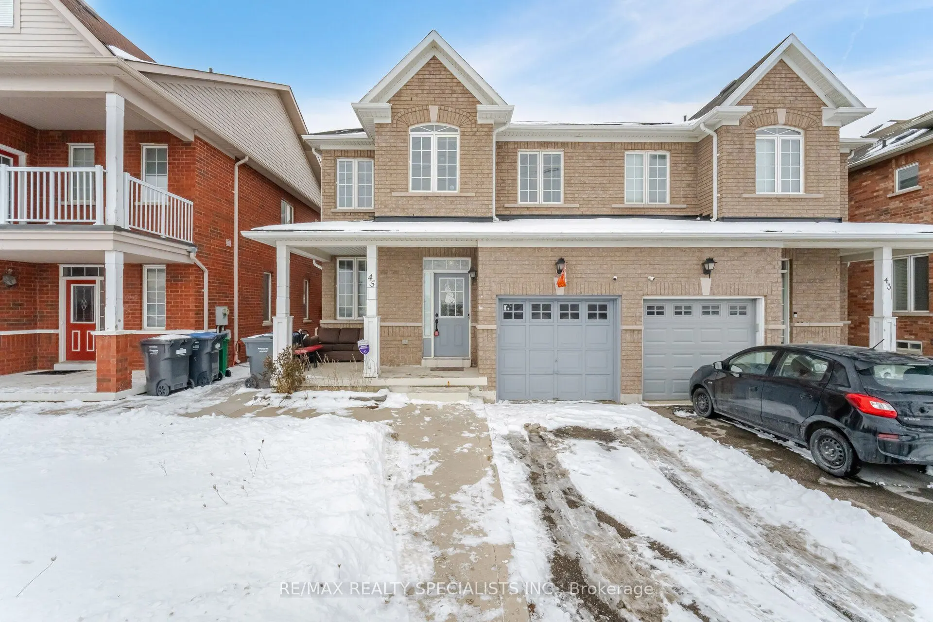 45 Connolly Crescent